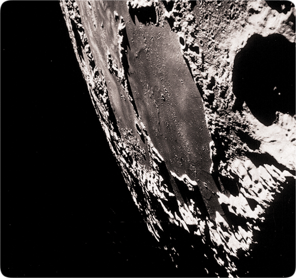 astrophysicalsciences-steep_walled_moon_craters.jpg Image Thumbnail